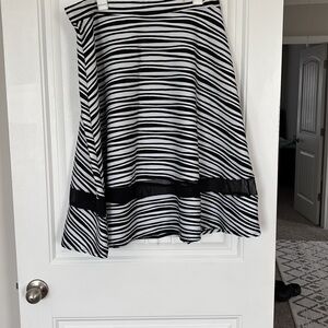 Elegant Striped A-Line Skirt